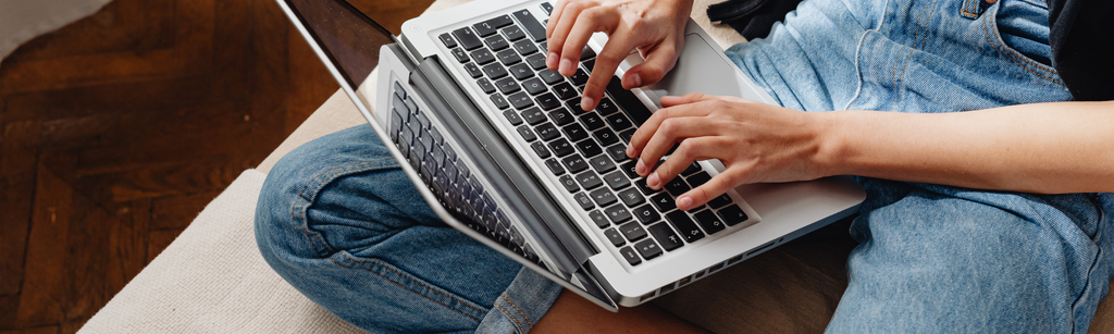 Yellow vaginal discharge: causes and when to see a doctor